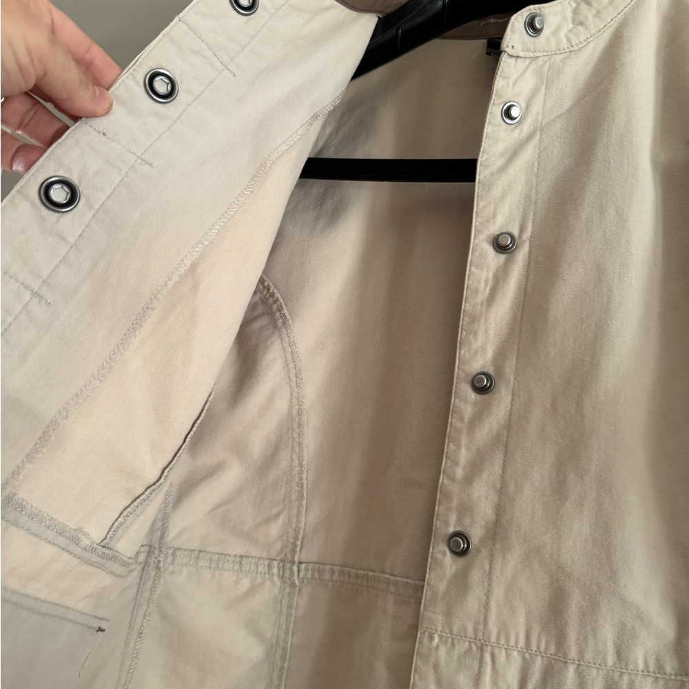LOLE LOLË jacket vest snap buttons beige tan size 6 - Picture 9 of 9